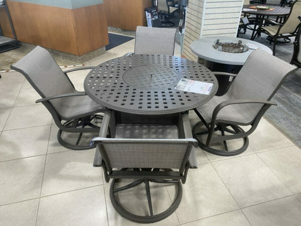 Woodard Fremont 5 Piece Chat Set
