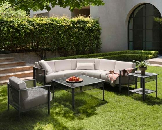 Seating set backyard patio furniture from California Backyard